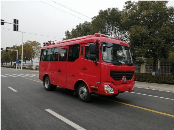 東風四驅(qū)森林越野運兵車